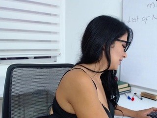 scarletwhite nude on Live Cam Girls Room