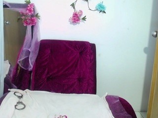 sofihornys nude on Live Cam Girls Room