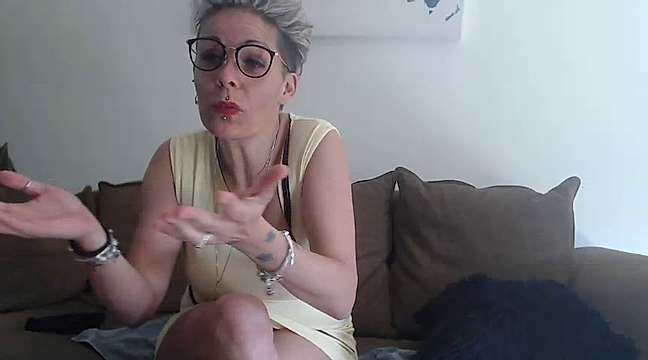 sucrette56 naked stripping on cam for live sex video chat