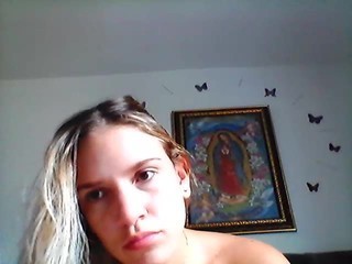 TATAHERRERA nude on Live Cam Girls Room
