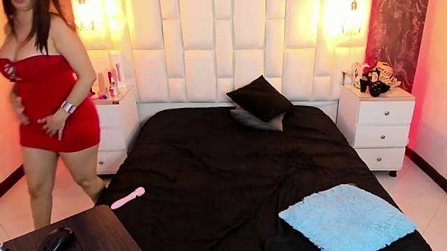 youth_n_milf naked stripping on cam for live sex video chat