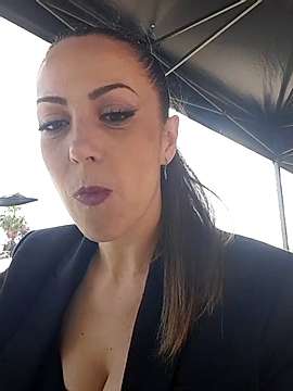 akalipyke naked stripping on cam for live sex video chat