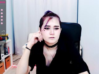 Alexa Lexi nude on Live Cam Girls Room