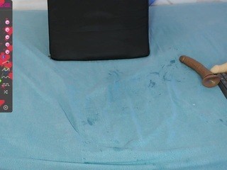 alicetrown nude on Live Cam Girls Room