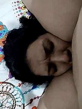 Alicia_antholella naked stripping on cam for live sex video chat