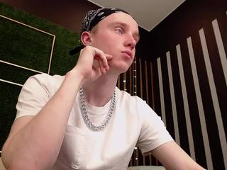 lipprince nude on Live Cam Girls Room
