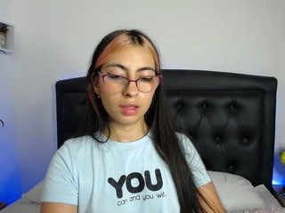 mairerf nude on Live Cam Girls Room