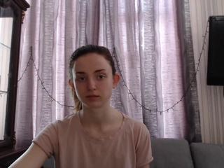 malvinka nude on Live Cam Girls Room