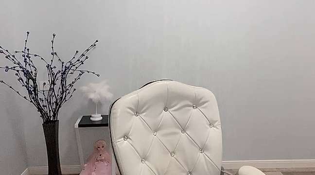 Maryting naked stripping on cam for live sex video chat
