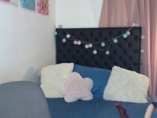 mirandavalles nude on Live Cam Girls Room
