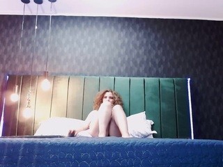 mollie-gauthier nude on Live Cam Girls Room