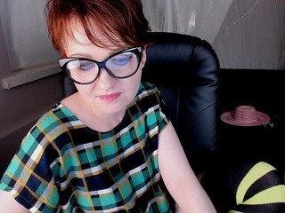 molly-fox nude on Live Cam Girls Room