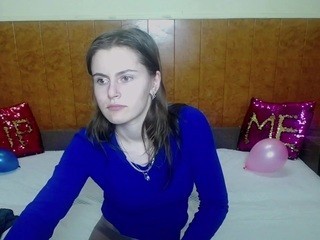 mollytravis nude on Live Cam Girls Room