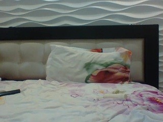 sexvirtshow nude on Live Cam Girls Room