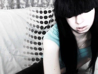 simonna-leon nude on Live Cam Girls Room