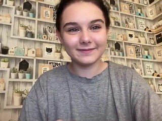 u-anastaisha nude on Live Cam Girls Room