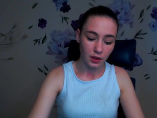 yoursunshine nude on Live Cam Girls Room