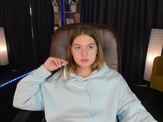 CharisAuman nude on Live Cam Girls Room