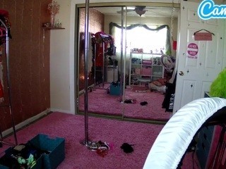 Marilyn Jane’s Bedroom nude on Live Cam Girls Room