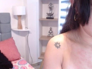 MIA-MULLER nude on Live Cam Girls Room