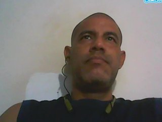 retlam37 nude on Live Cam Girls Room