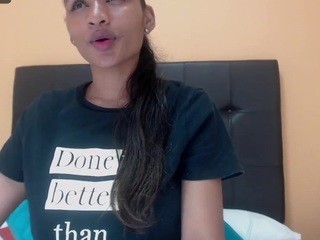 sofi-stark nude on Live Cam Girls Room
