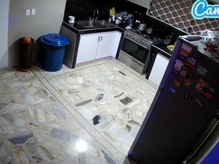 voyeurcam-latina-babe-kitchen nude on Live Cam Girls Room