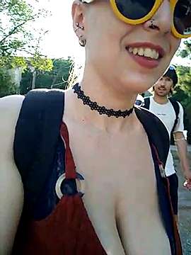 Couple_Zaya naked stripping on cam for live sex video chat