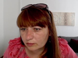 HelenVance nude on Live Cam Girls Room