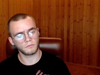 HugoBrad nude on Live Cam Girls Room
