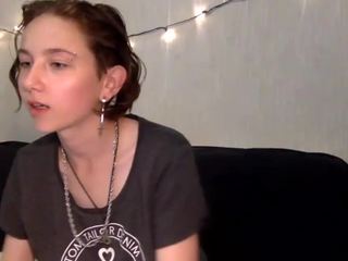 MollyLegend nude on Live Cam Girls Room