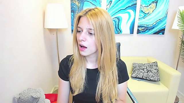 sara_sunset naked stripping on cam for live sex video chat