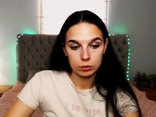 Alice-Wilcher nude on Live Cam Girls Room