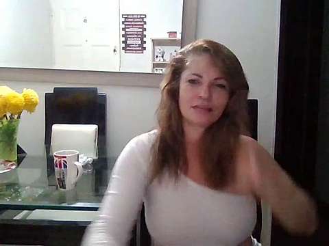 andrea24080 naked stripping on cam for live sex video chat