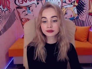 BellaMoor nude on Live Cam Girls Room