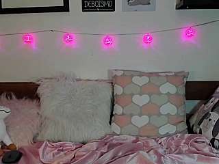 Branquinhasexy naked stripping on cam for live sex video chat