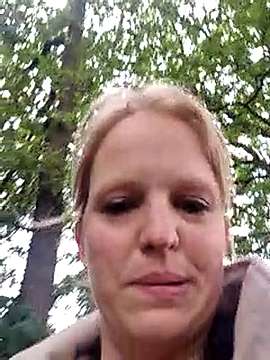caro_kitten1 naked stripping on cam for live sex video chat