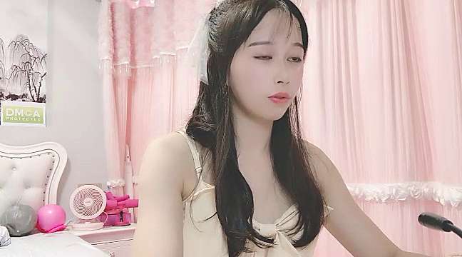 Catherine_May naked stripping on cam for live sex video chat