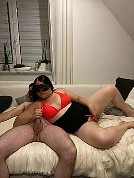 geil6666666 naked stripping on cam for live sex video chat