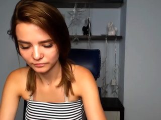 Joanna-Ryan nude on Live Cam Girls Room