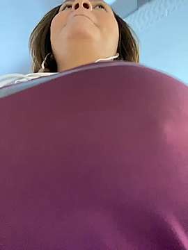 Katjanl naked stripping on cam for live sex video chat