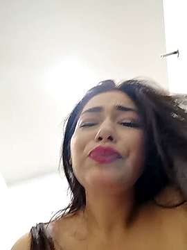 Love_Ella naked stripping on cam for live sex video chat