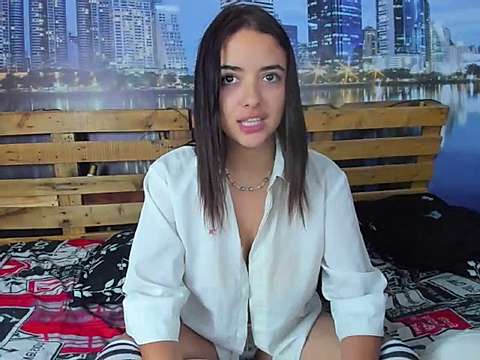Venus_2020 naked stripping on cam for live sex video chat