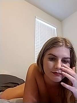 XXXtraspicyy naked stripping on cam for live sex video chat