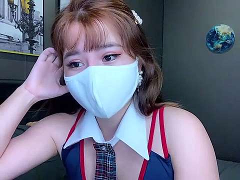 ChUbBy200 naked stripping on cam for live sex video chat