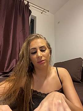 EvaReineee naked stripping on cam for live sex video chat