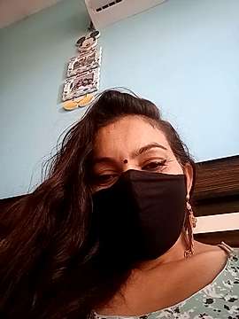 Hot_rubi naked stripping on cam for live sex video chat
