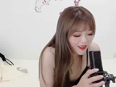 Janisa_ naked stripping on cam for live sex video chat