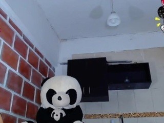 La-veneno-hot nude on Live Cam Girls Room