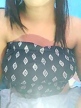 Shahsona naked stripping on cam for live sex video chat